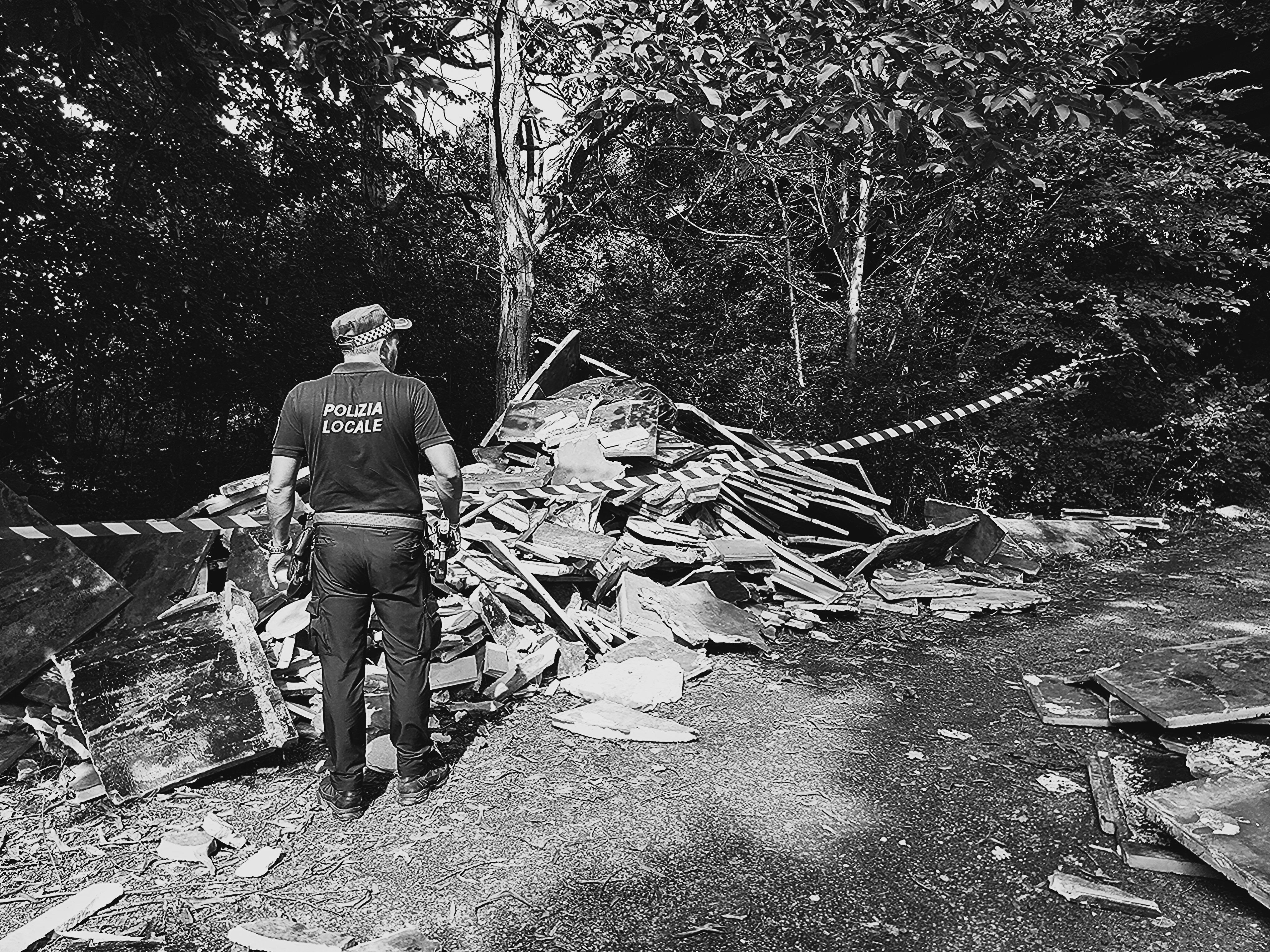 Attività di Polizia Ambientale a seguito di abbandono di rifiuti